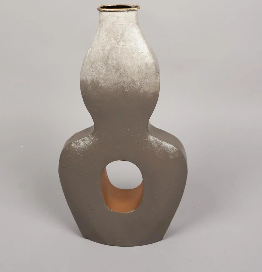 Metal Vase with Center Whole Sml 17.5x32.5x7.7cm